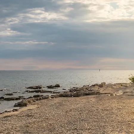 Branka Zambratija (Istria)