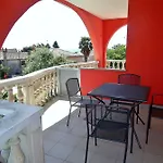 Branka Πανσιόν 3*