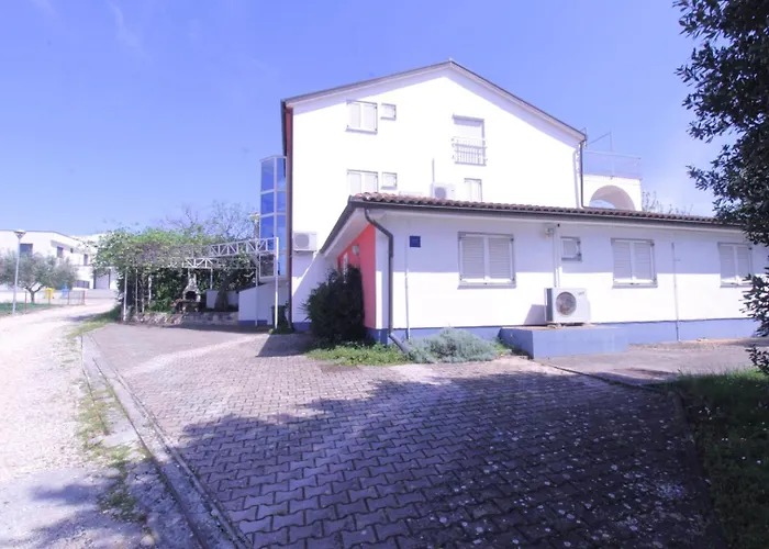 Branka Gostinjska kuća Zambratija (Istria)