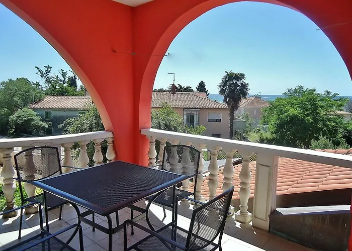 Branka 3* Zambratija (Istria)